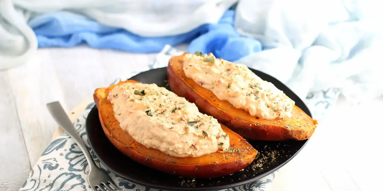 Patate dolci ripiene, un'idea gustosa per le tue ricette. Cremose e saporite, perfette per un pasto leggero.