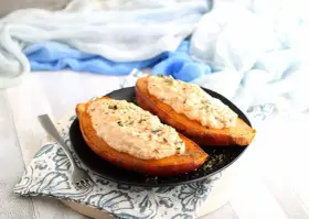 Patate dolci ripiene, un'idea gustosa per le tue ricette. Cremose e saporite, perfette per un pasto leggero.